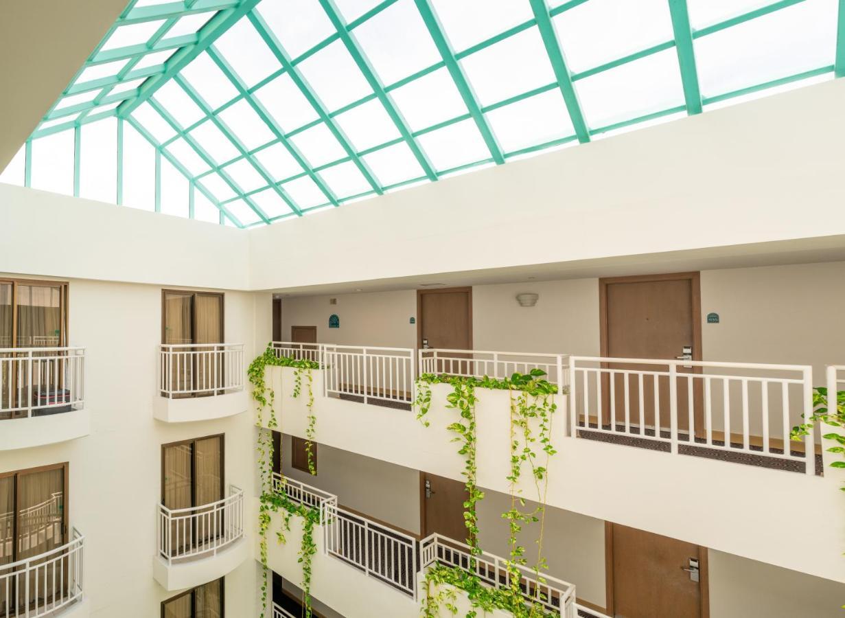 Holiday Resort & Spa Guam Tumon Ngoại thất bức ảnh